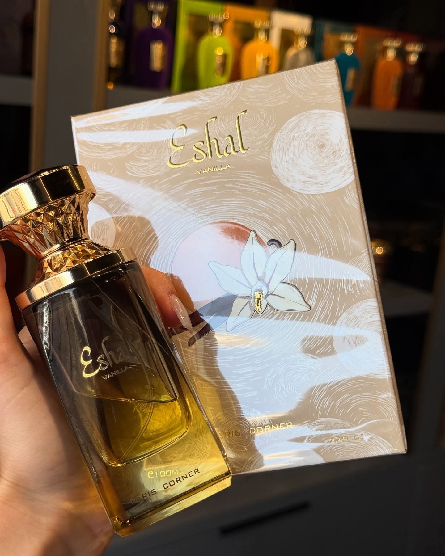 Eshal Vanilla Paris Corner