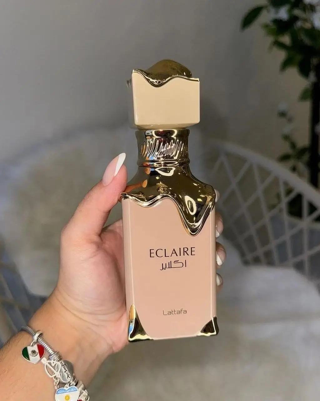 Éclaire Lattafa
